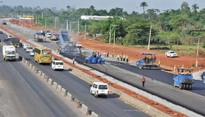 FG set to commence rehabilitation of Lagos/Sango-Ota expressway