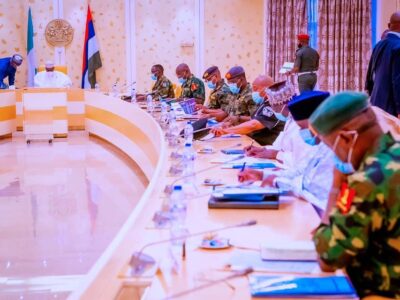 Buhari receives briefing from Security Chiefs, others