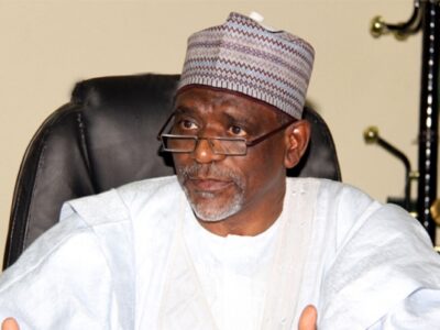 FG to pay undergraduates studying education N75,000