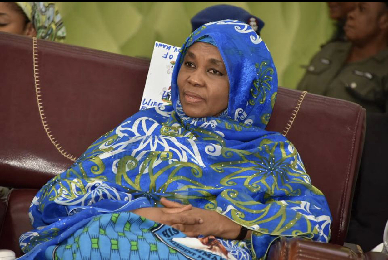 Alleged Land Fraud: EFCC quizzes Ganduje’s wife