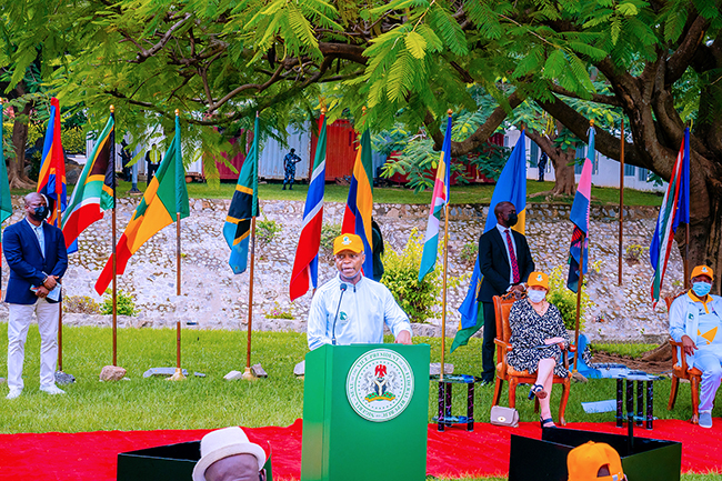 Osinbajo receives Queen’s Baton for 2022 Commonwealth Games