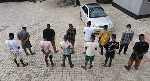 EFCC nabs 12 suspected internet fraudsters in Ibadan