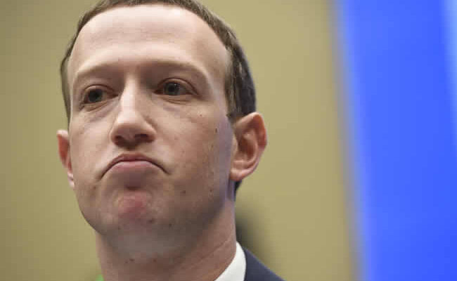Zuckerberg loses $7bn in hours as Facebook suffers hit –Report
