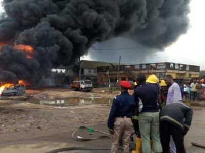 JUST IN: Massive pipeline leakage in Ikeja
