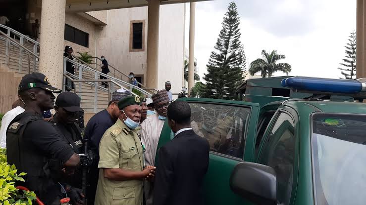 Prison officials, EFCC operatives clash over convicted Maina
