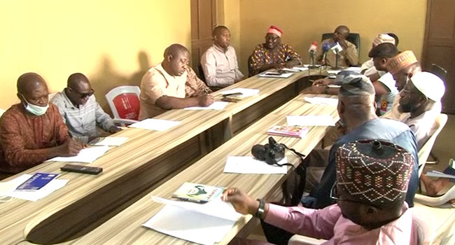 ASUU threatens to go on strike, asks Nigerians to blame govt