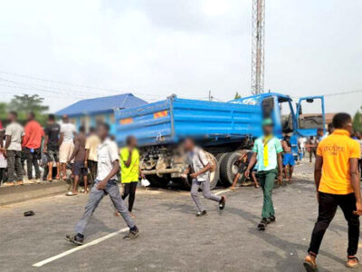Several feared dead as truck rams into schoolchildren in Lagos