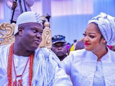 JUST IN: Queen Silekunola announces divorce from Ooni of Ife