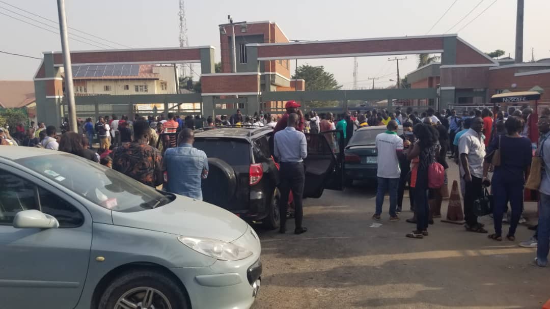 BREAKING: Magodo residents protest presence of over 50 policemen