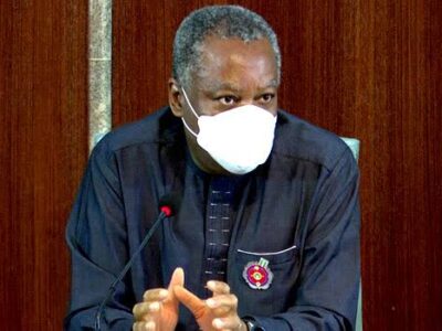 BREAKING: FG plans special flights to evacuate Nigerians from Ukraine