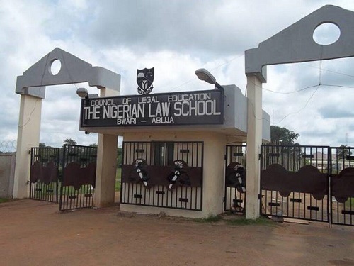 Law School to punish law students who flout dress code.