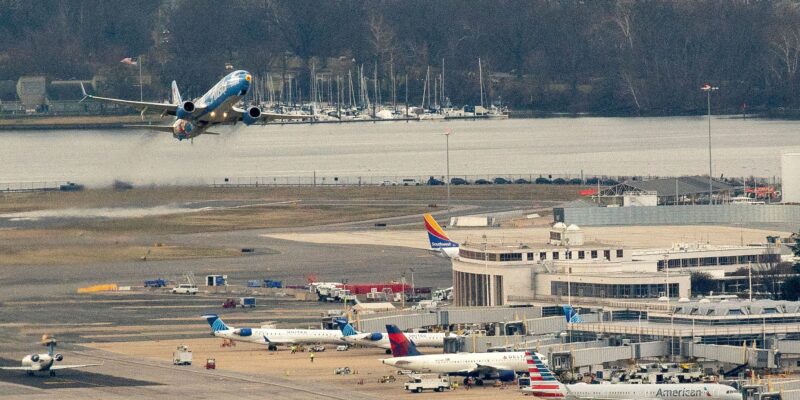 Stakeholders reach agreement to prevent shut down of airlines