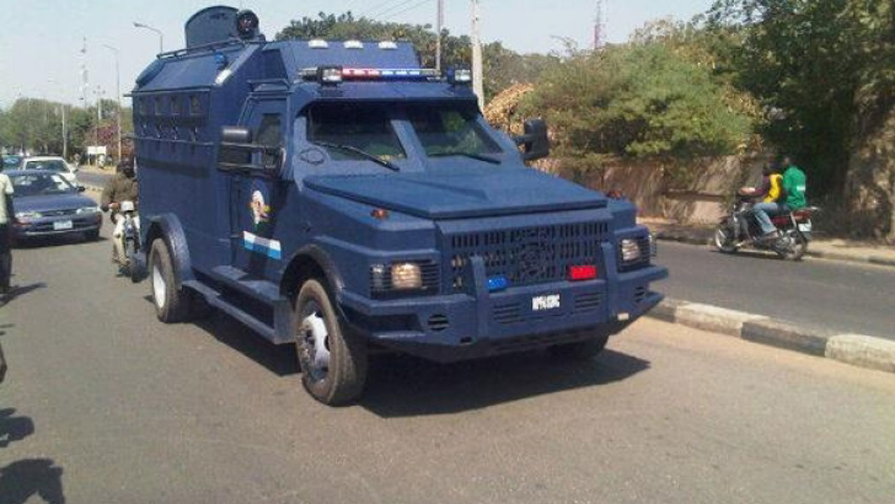 BREAKING: Unknown gunmen attack bullion van in Imo