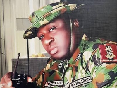 Alleged N266,500,000 Fraud: We recovered six guns, cartridge bullets from fake army general Bolarinwa - EFCC