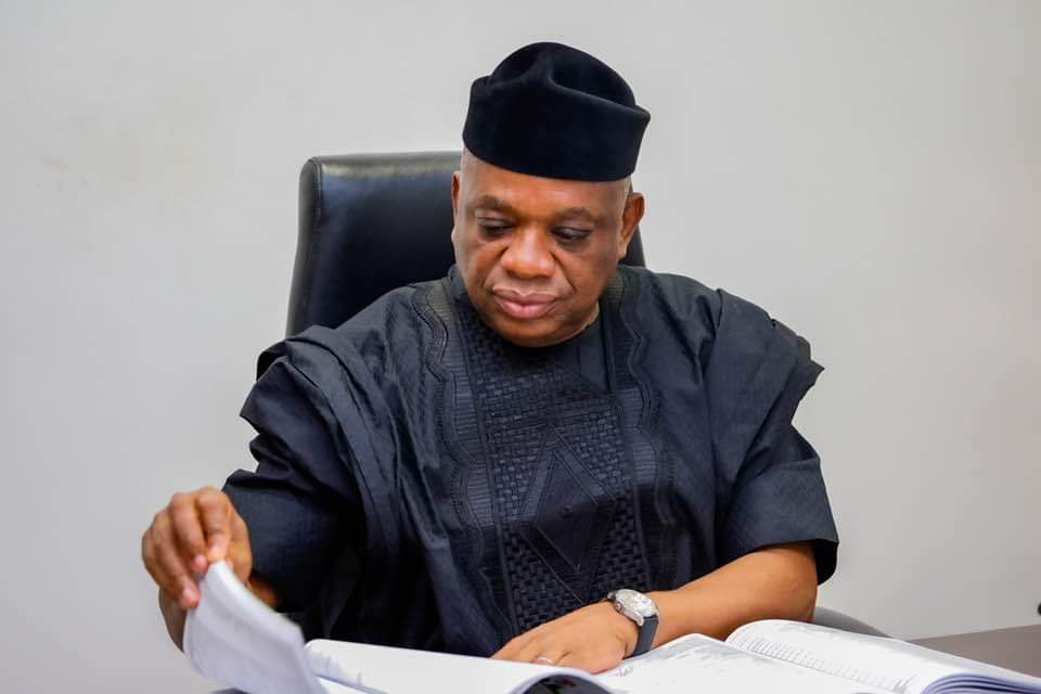 Orji Kalu formally pulls out of presidential race, picks Senate form