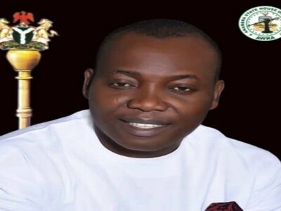 BREAKING: Gunmen behead Soludo’s lawmaker, hang head in motor park