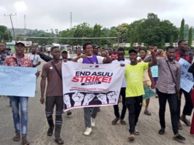 ASUU: Ondo students protest strike