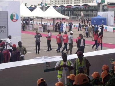 EFCC operatives storm venue of APC presidential convention