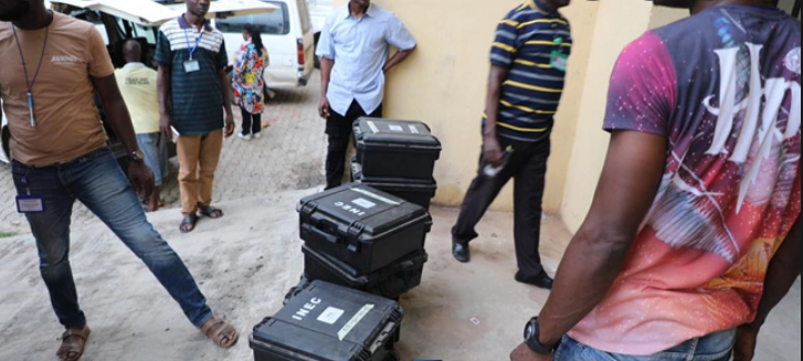 Ekiti Guber Poll: INEC distributes election materials (PHOTOS)