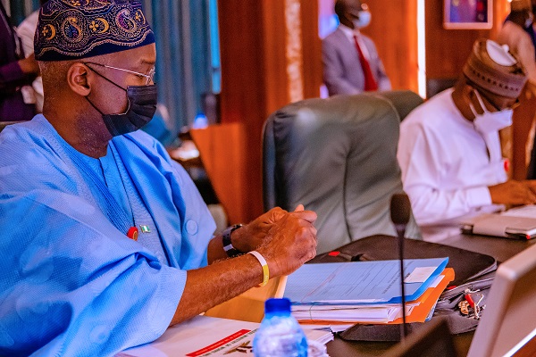 PHOTOS: Buhari presides over FEC meeting