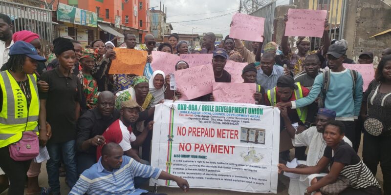 No meter, no payment, Lagos residents protest at IKEDC office