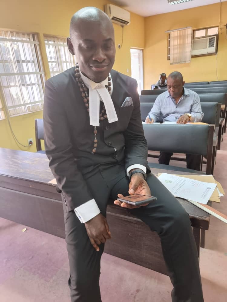 Olokun' lawyer dumps religious attire, reverts to wig, gown