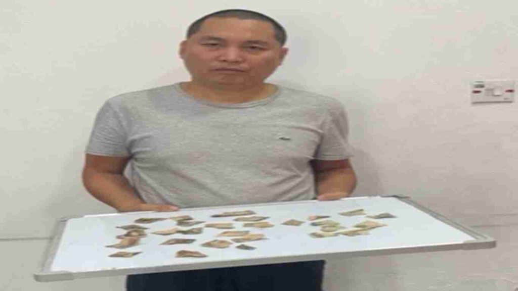 Court jails Chinese two years for Naira mutilation