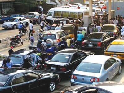 Scarcity hits Lagos, Abuja, fuel sells N180/litre as NNPC cuts supplies