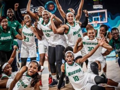 FG reverses ban on international basketball