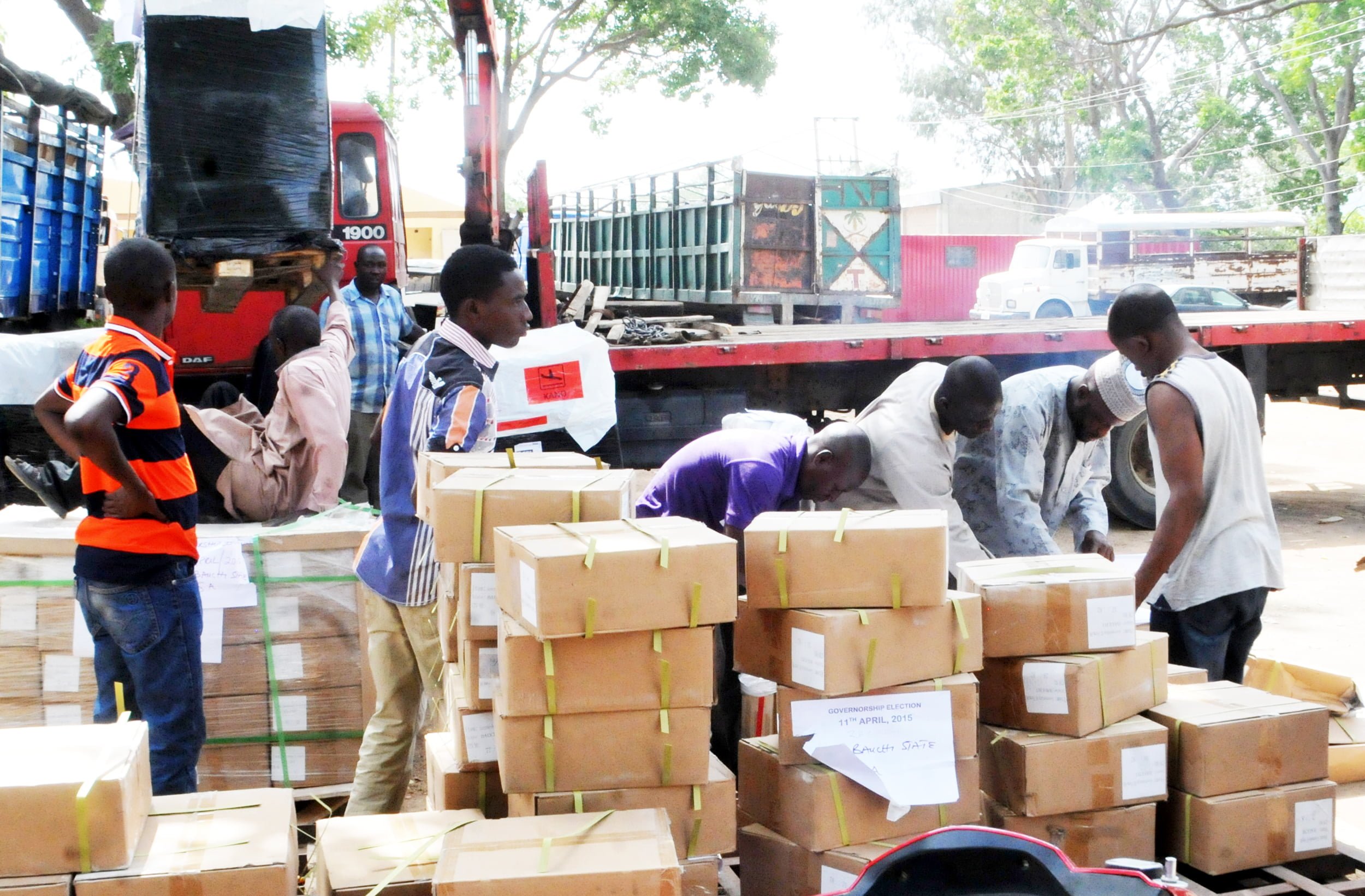 Ekiti Guber Poll: INEC distributes election materials (PHOTOS)