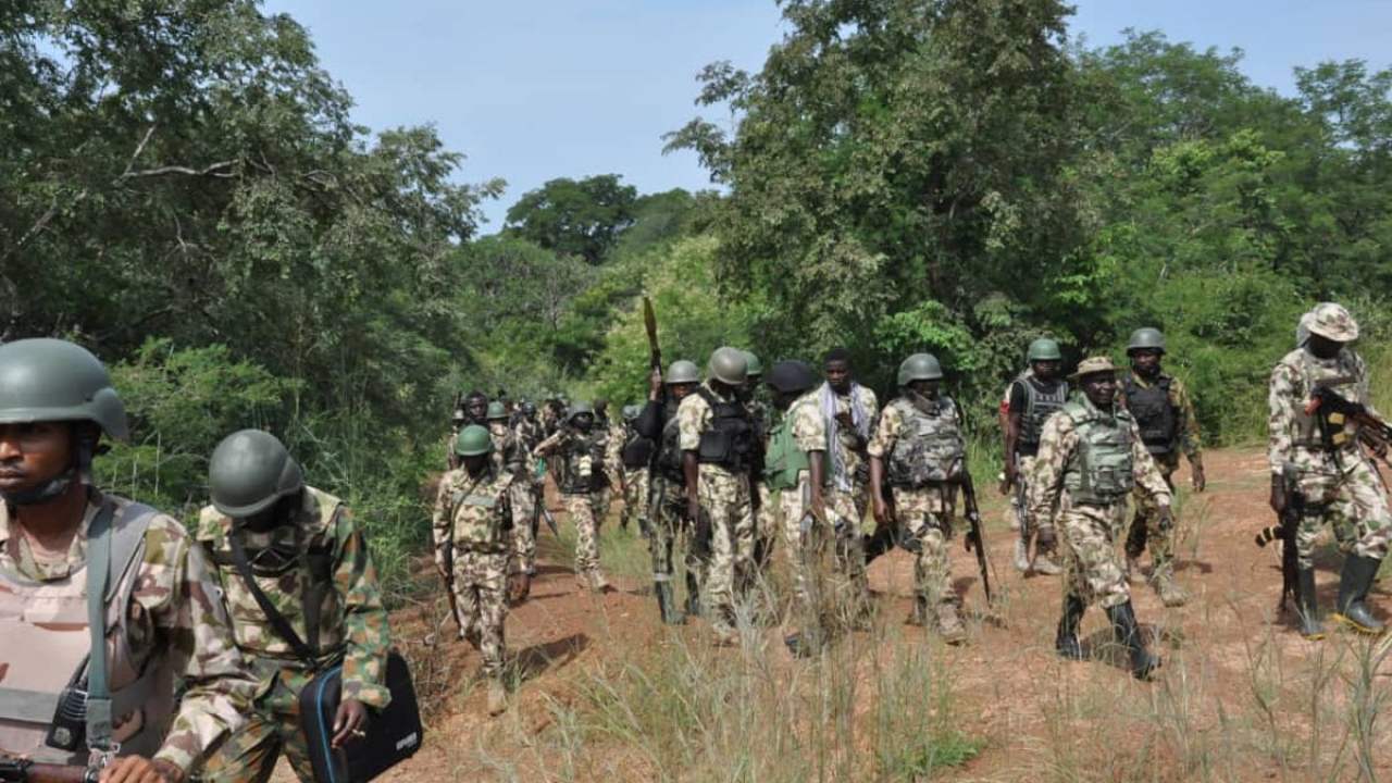 Unconfirmed number of soldiers killed as bandits ambush troops in Niger
