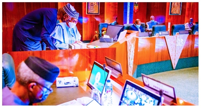 Buhari reshuffles cabinet, swears in seven new ministers