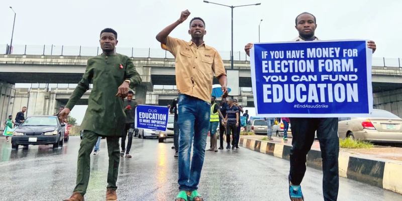 ASUU: Flights affected in Lagos as aggrieved students continue protest
