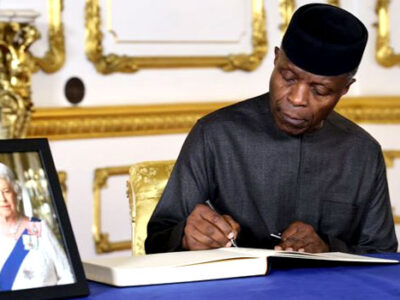 Osinbajo arrives in London ahead of Queen Elizabeth’s funeral