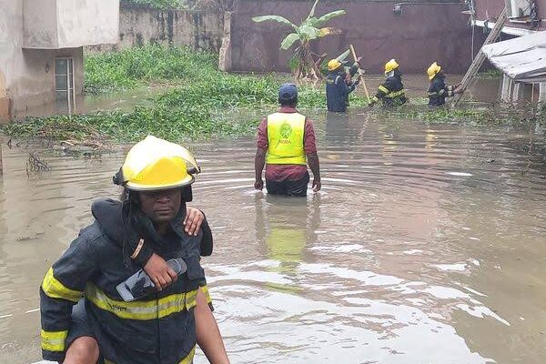 Lagos Rain: Nine persons rescued from sinking building