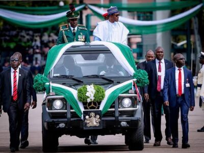 Buhari, Osinbajo attend 2022 Independence Day parade in Abuja