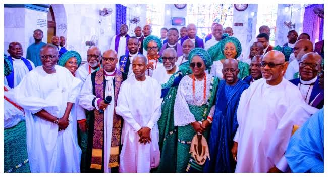 Tinubu, Osinbajo meet at Akeredolu’s mother’s funeral