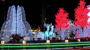 Zenith Bank heralds the yuletide season with Ajose Adeogun street Christmas light-up