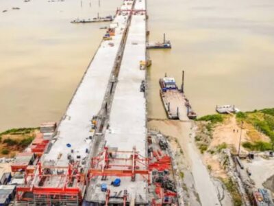 Yuletide: FG to open 2nd Niger Bridge for one month