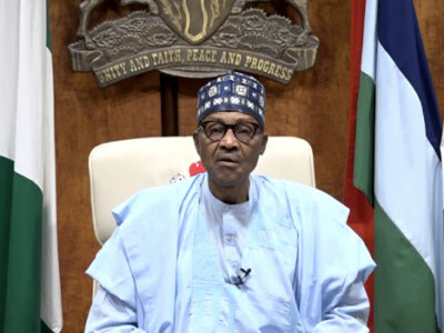 BREAKING: Buhari approves use of old N200 note for 60 days