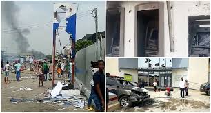 Protests in Oyo, Delta, Edo over naira scarcity, bank ATMs destroyed