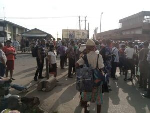 JUST IN: Protest breaks out at UI gate, soldiers arrive scene