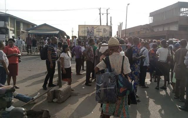 JUST IN: Protest breaks out at UI gate, soldiers arrive scene