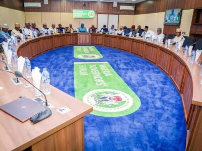 Governors to meet EFCC, CBN over security votes