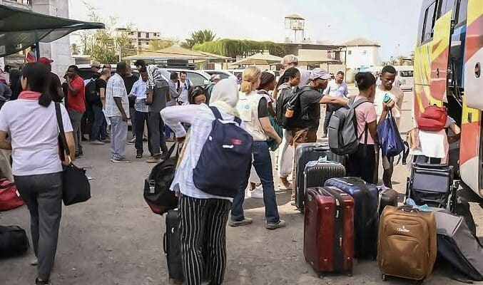 1,519 Nigerian students bussed from Khartoum to Port Sudan - FG