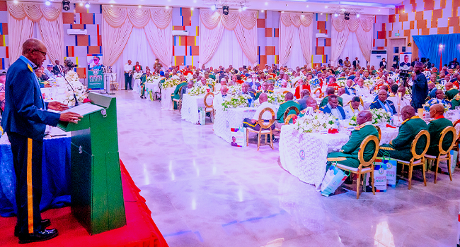 Remain resolute amid security challenges, Buhari urges Armed Forces