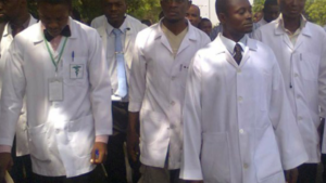 Resident doctors declare warning strike, FG kicks