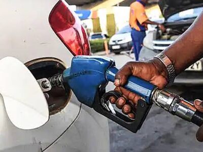 FG to meet NLC today over fuel subsidy removal