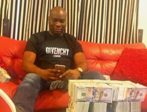 Mompha denies EFCC’s re-arrest, goes live on Instagram