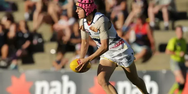 anderson-heather-woman-athlete-with-CTE-brain-disease